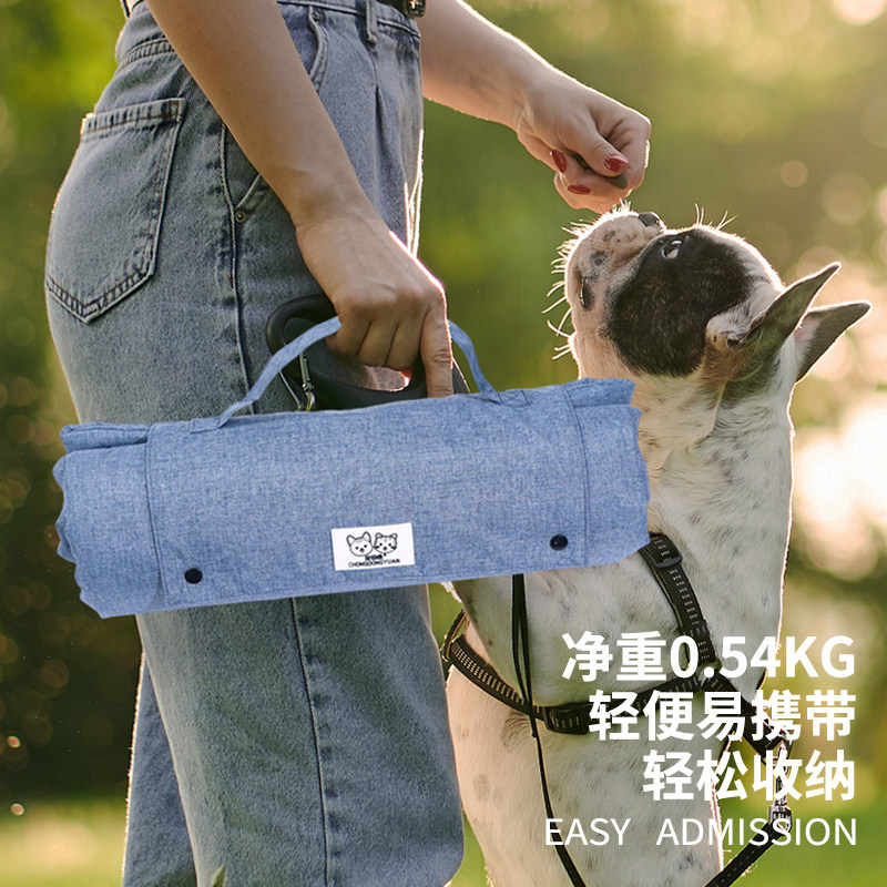 持ち運び可能、折りたたみ式、耐久性に優れたペット用マット。犬 - Outdoor Camping Dog Bed のレビューと価格
