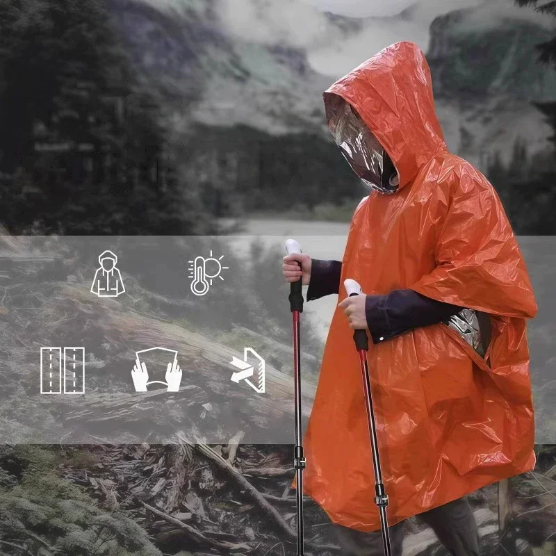 フード付きの緊急用レインポンチョ。防水性・防寒性に優れ、アル - Camping Rain Poncho のレビューと価格